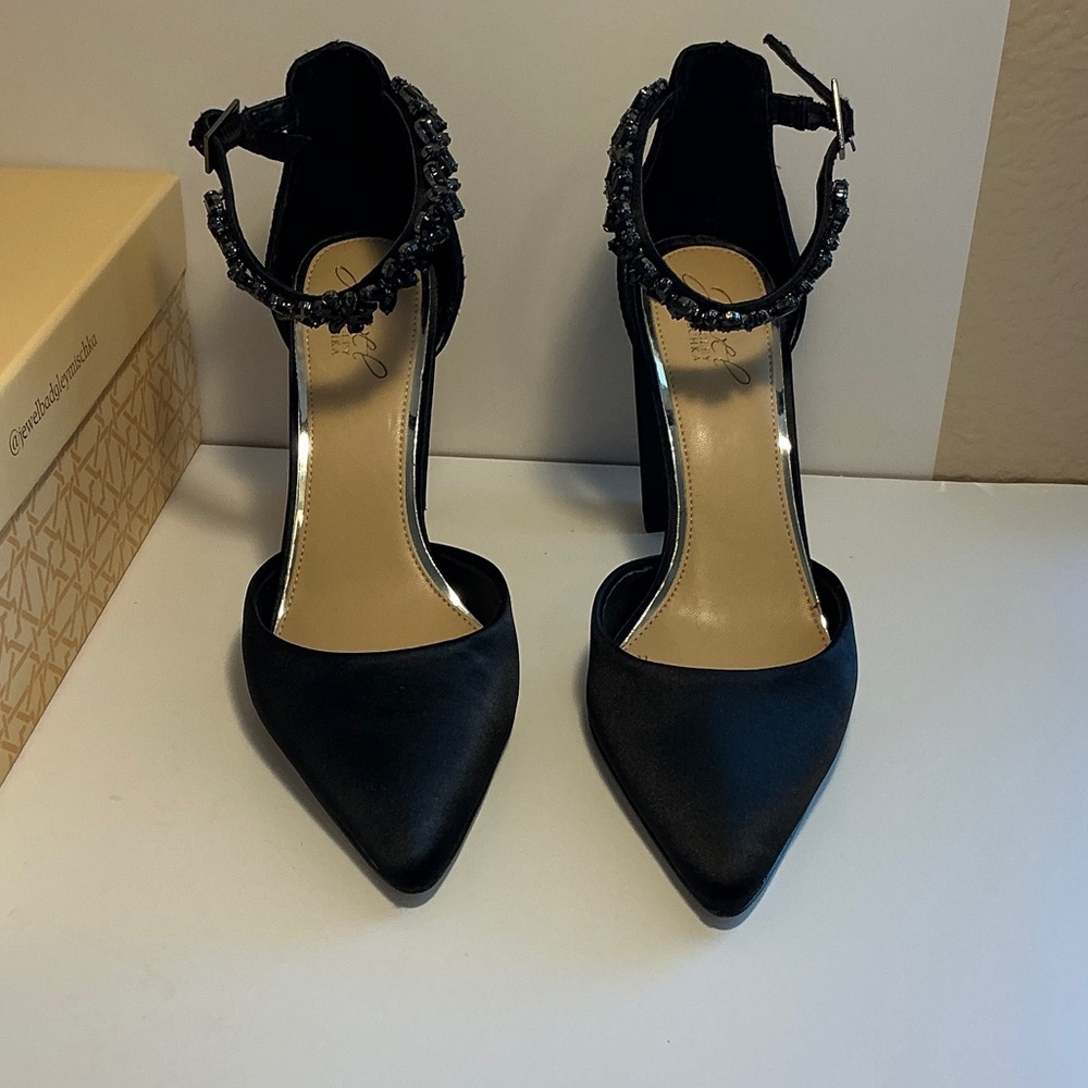 Jewel Badgley Mischka Black Pointed-Toe Jeweled-Ankle Strap Heels